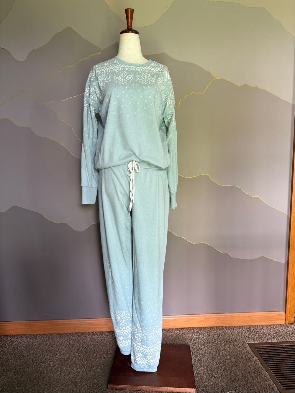 P.J. Salvage Mint Snowflake Lounge Jogger Set